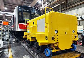 車両牽引車（400TON)